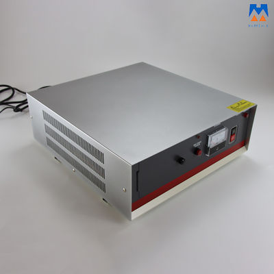 전원 공급기를 용접하는 플라스틱 직물을 위한 15KHz 2600W 초음파 발생 장치