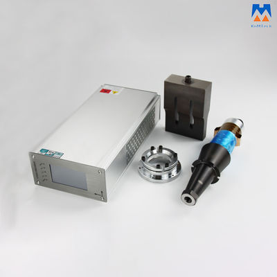 15KHz 2600W 초음파 용접은 PLC 디지털 발전기 변환기와 호른과 함께 설정했습니다